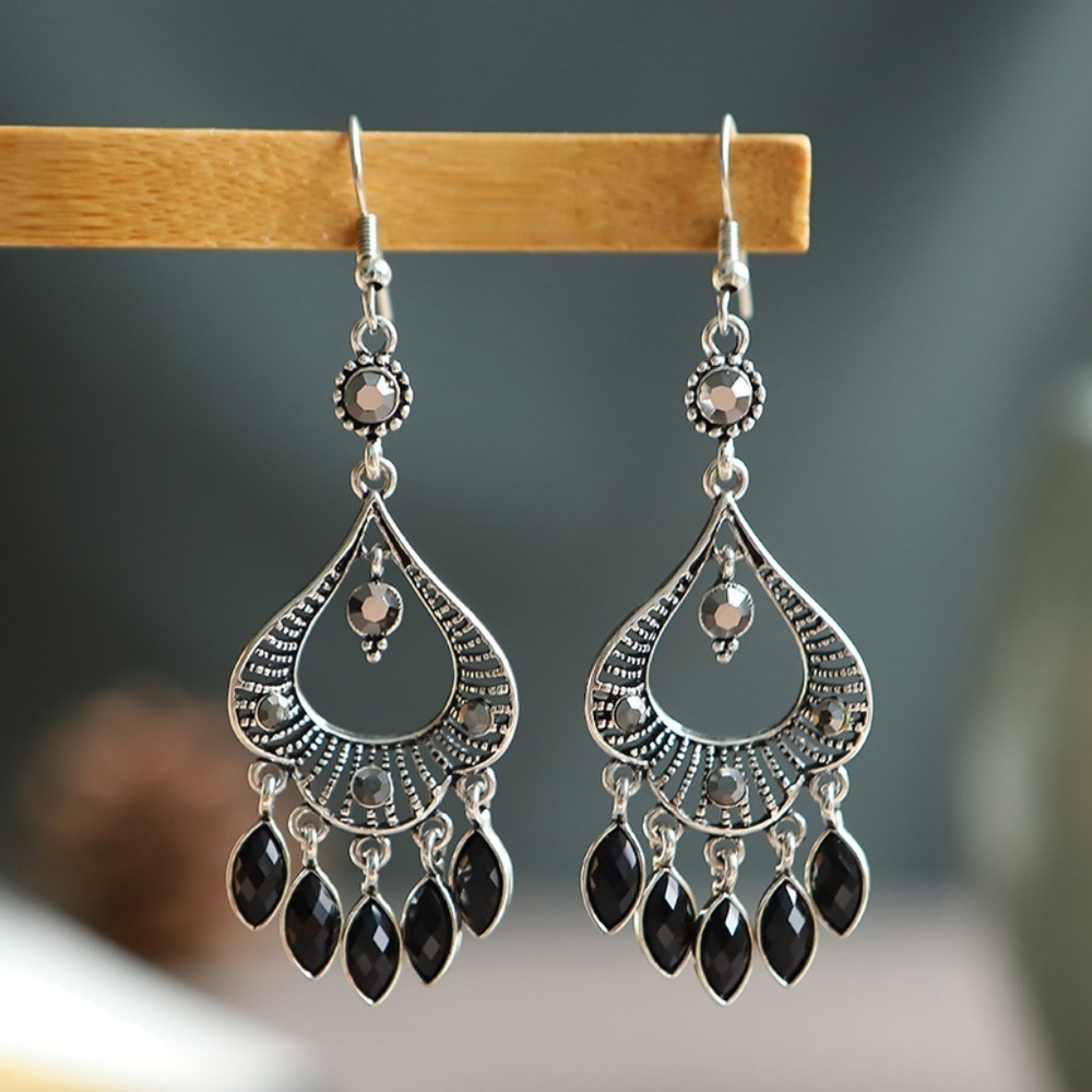 *BROOKLYN* Silver x Black Rhinestone Pendant Hollow Design Fashion Earrings